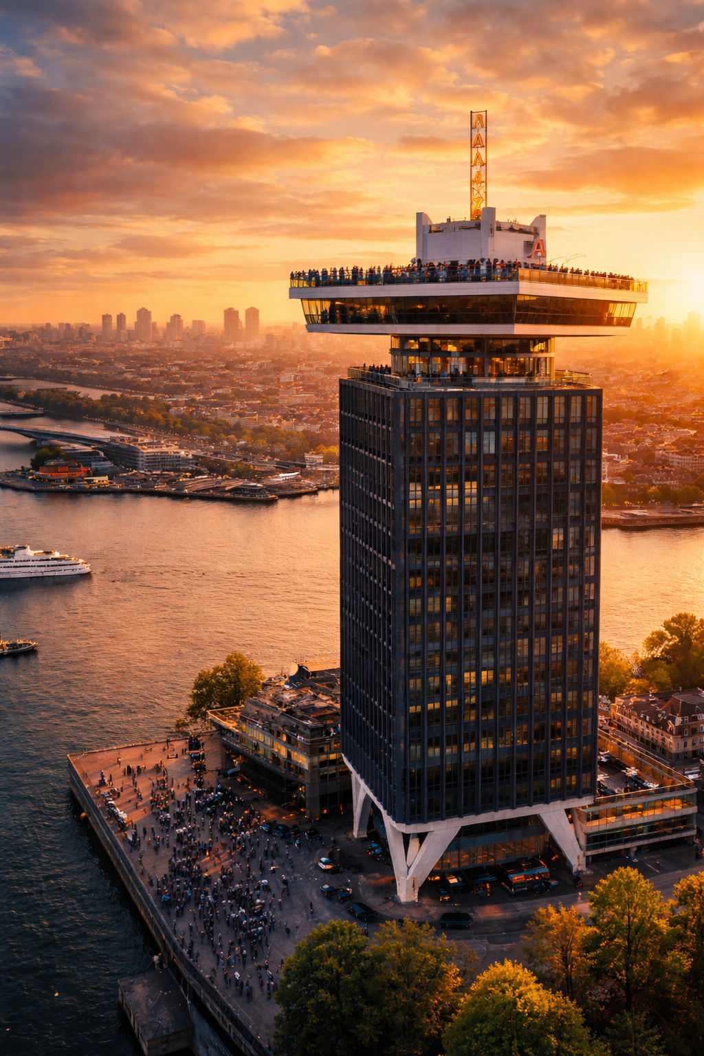 A’DAM Lookout en waarom deze plek meer vertelt over Amsterdam dan het uitzicht zelf